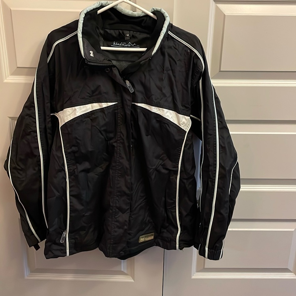 Ladies windriver size XL waterproof/windbreaker with removable hood